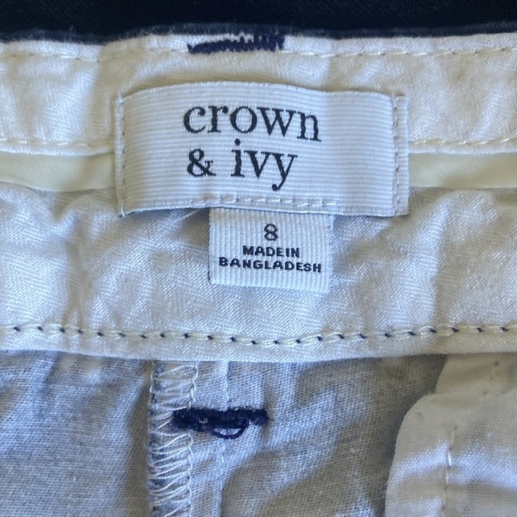 Crown & Ivy Pink/ Navy Elephant Shorts Size 8 Woman’s - Picture 3 of 9